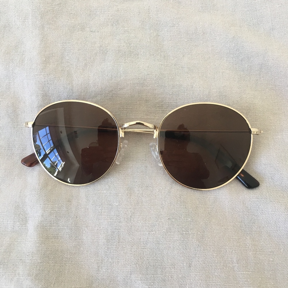 Madewell  round sunglasses